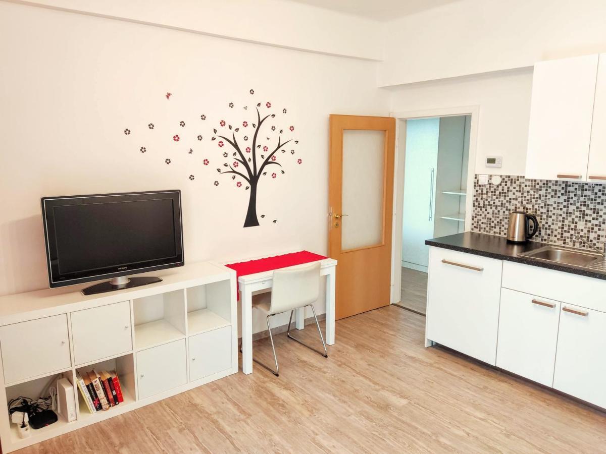 Apartment Zizkov Прага Екстер'єр фото